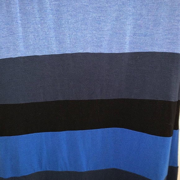 BCBG Color-block T-Shirt Dress Size Small - Picture 3 of 7
